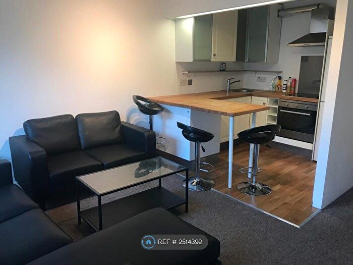 3 Bedroom Terraced House To Rent In Bunning Way, London, N7