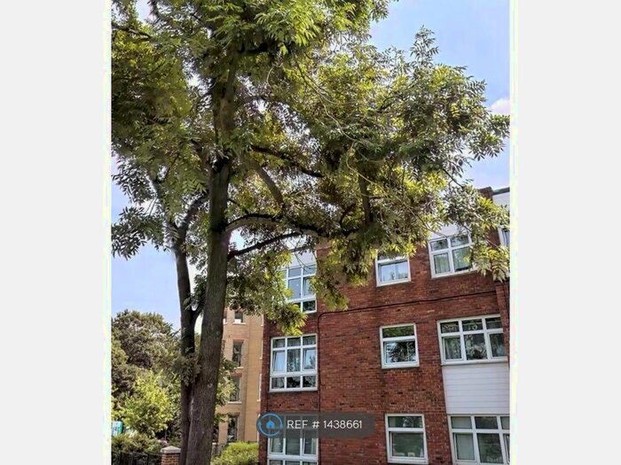 4 Bedroom Maisonette To Rent In Woking Close, London, SW15