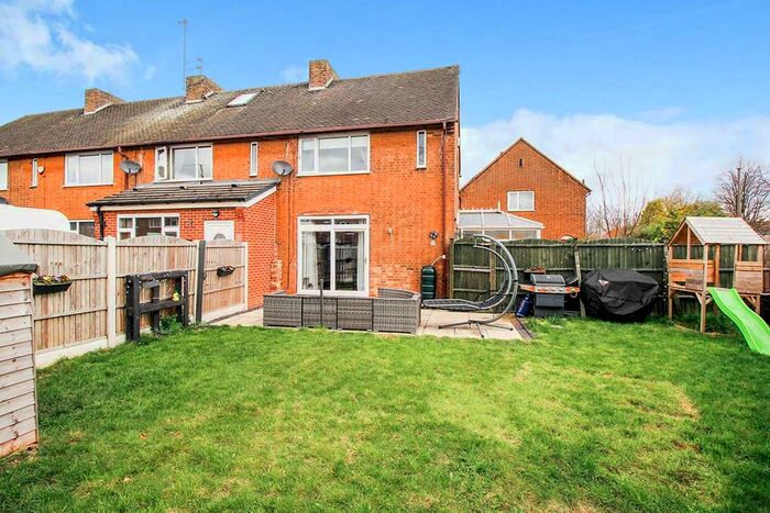 3 Bedroom End Of Terrace House For Sale In Blenheim Road, Lindholme, Doncaster, DN7