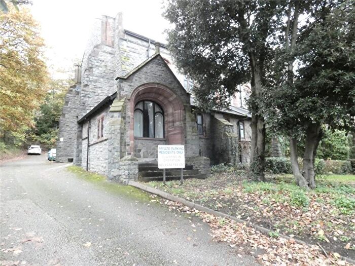 3 Bedroom Apartment To Rent In Garth Road, Bangor, Gwynedd, LL57