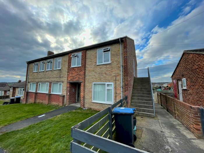3 Bedroom Flat To Rent In Fyndoune Way, Witton Gilbert, Durham, DH7