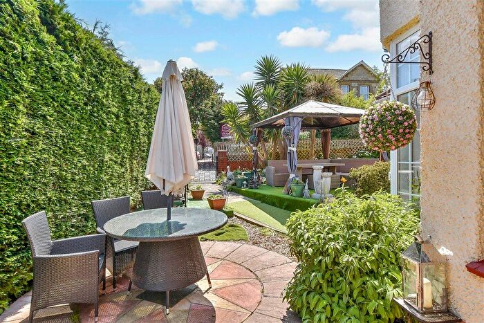 4 Bedroom Detached Bungalow For Sale In Melville Street, Sandown, Isle Of Wight, PO36