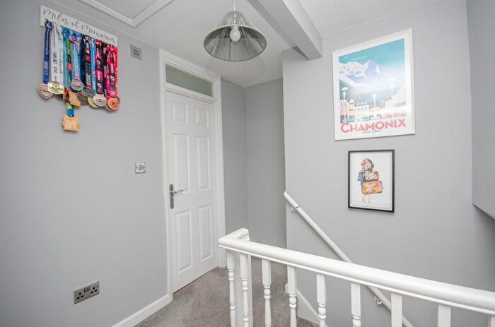 1 Bedroom Flat To Rent In Dibden Road, Downend, Bristol, BS16