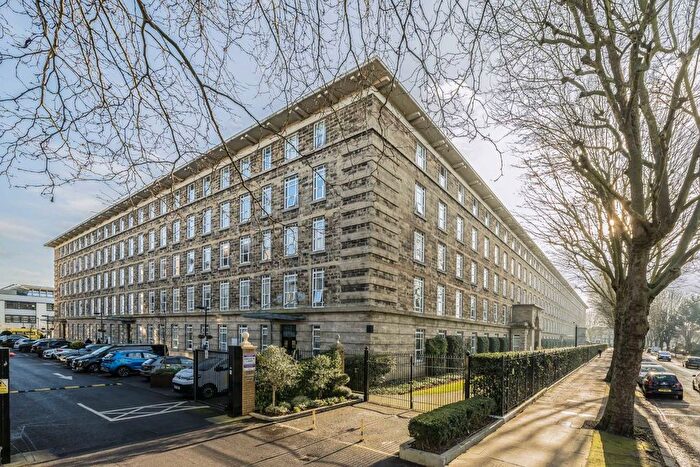 1 Bedroom Flat To Rent In Bromyard Avenue, London, W3