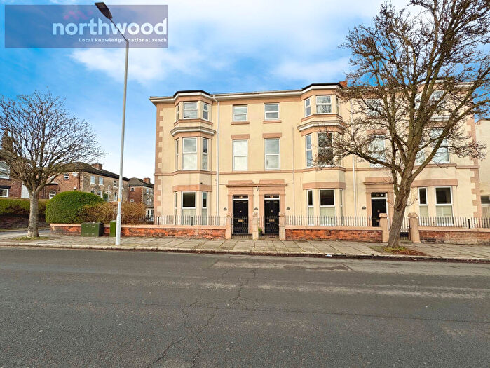 3 Bedroom Flat To Rent In Balls Road, Oxton, Wirral, CH43