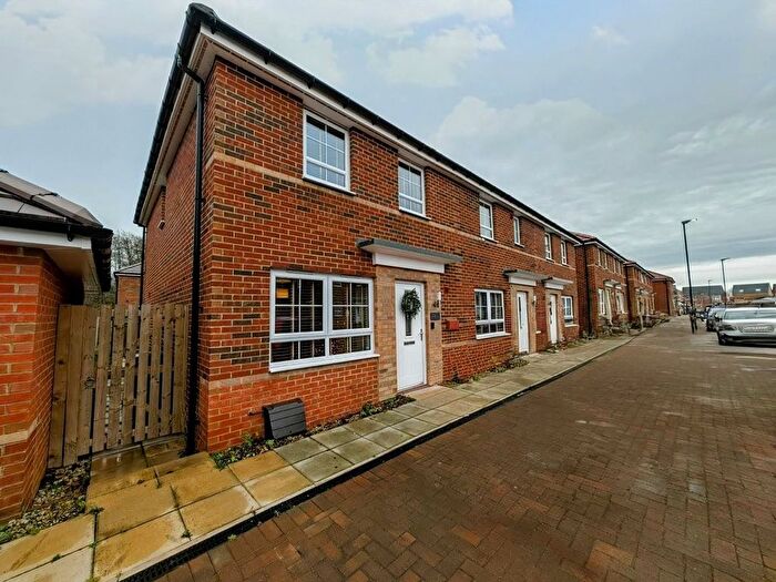 3 Bedroom End Of Terrace House For Sale In Turnberry Drive, Hebburn, NE31