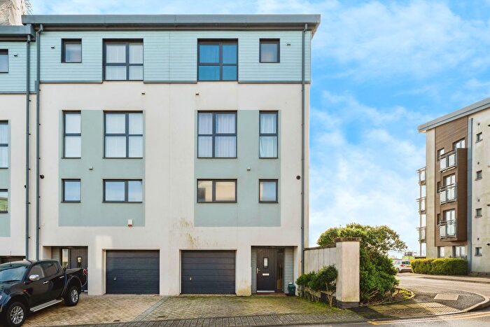 4 Bedroom End Of Terrace House For Sale In Trawler Road, Maritime Quarter, Swansea, SA1