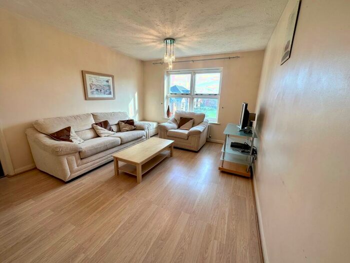 2 Bedroom Flat To Rent In College Fields, Woodhead Drive, Cambridge, CB4