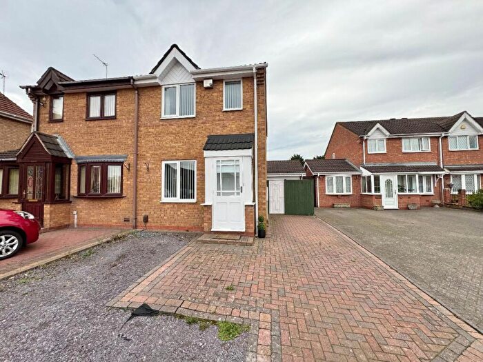 2 Bedroom Semi-Detached House For Sale In Cambridge Way, Birmingham, B27