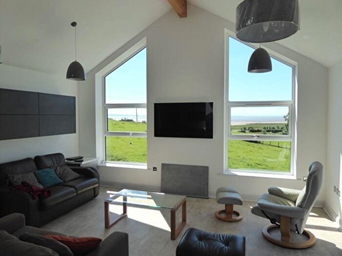 1 Bedroom Bungalow To Rent In Braddylls Bungalow, Bardsea, Ulverston, LA12