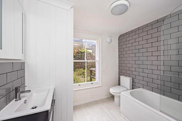 2 Bedroom Terraced House For Sale In Park Road Terrace, Hanover, Brighton, BN2 - Photo 10
