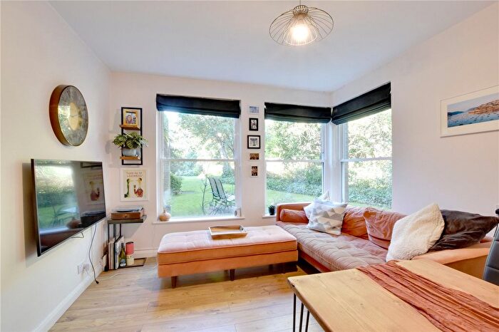 1 Bedroom Flat For Sale In Peabody Close, Devonshire Drive, Greenwich, London, SE10