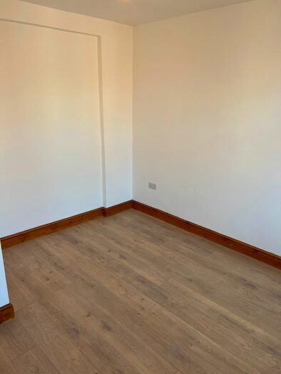 3 Bedroom Flat To Rent In Forest Road, London, E17