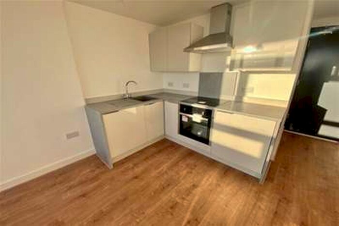 1 Bedroom Flat To Rent In Belem Tower, L17