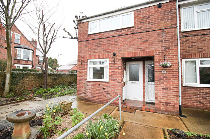 2 Bedroom Flat To Rent In Beeston, Nottingham, Nottinghamshire, NG9