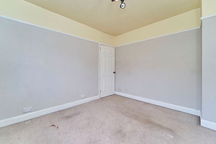 3 Bedroom Semi-detached House For Sale In Lynton Avenue, Wolverhampton, WV6
