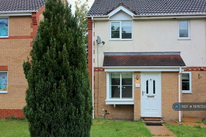 1 Bedroom End Of Terrace House To Rent In Dakin Close, Maidenbower, Crawley, RH10
