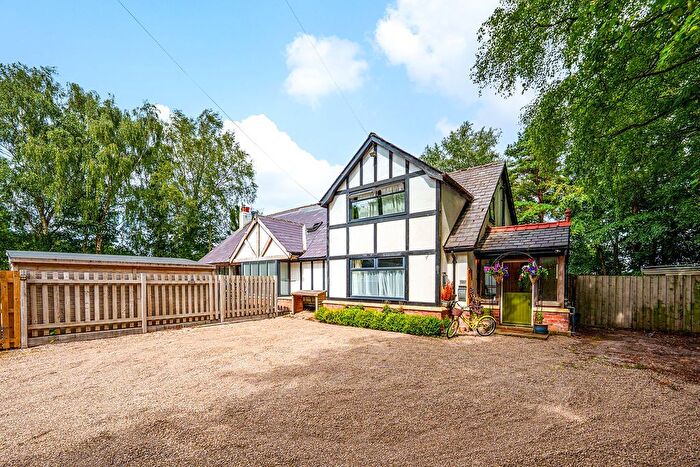 3 Bedroom Semi Detached House For Sale In Liverpool Road, Rufford, L40