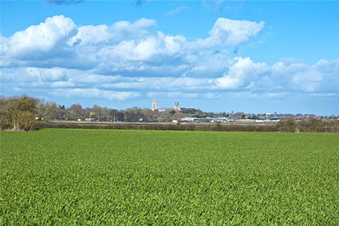 5 Bedroom Bungalow For Sale In Braham Farm, Little Thetford, Ely, Cambridgeshire, CB6