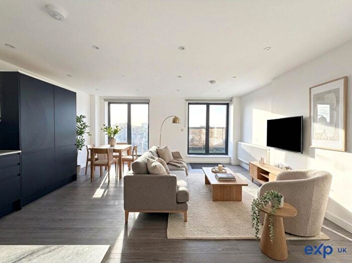 2 Bedroom Apartment To Rent In Union Road, Croydon, CR0