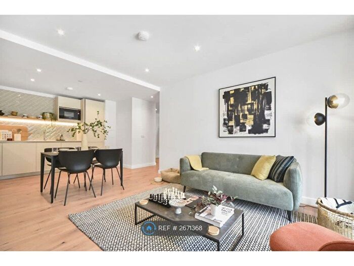 1 Bedroom Flat To Rent In Waterline Way, London, SE8