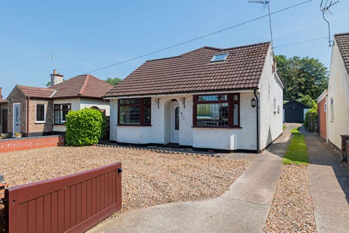 4 Bedroom Detached Bungalow For Sale In Sands Lane, Oulton Broad, NR32