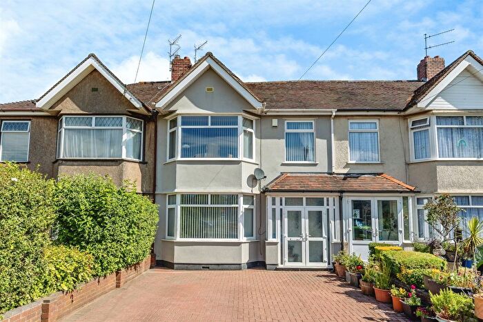 4 Bedroom Terraced House For Sale In Winterstoke Road, Bristol, BS3