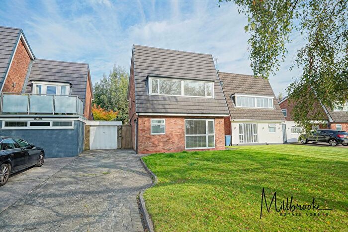 3 Bedroom Link Detached House To Rent In Wyre Drive, Worsley, M28