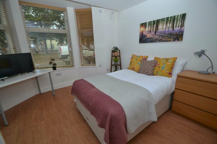 3 Bedroom Flat To Rent In Cogan Terrace, CF24