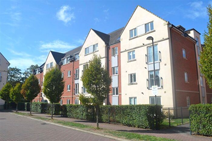 2 Bedroom Flat To Rent In Academy Place, Isleworth, TW7