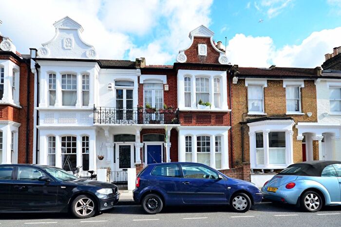 2 Bedroom Flat For Sale In Epple Road, Parsons Green, London, SW6