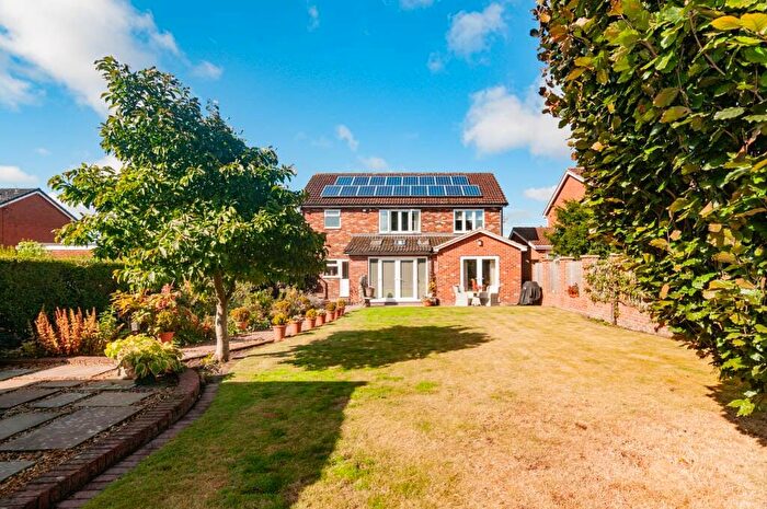 5 Bedroom Detached House For Sale In Haxey Lane, Haxey, Doncaster, DN9