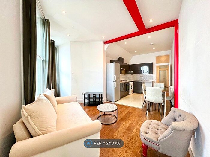 1 Bedroom Flat To Rent In Electric Lane, London, SW9