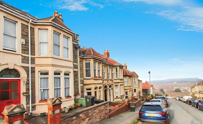 4 Bedroom Terraced House For Sale In Langham Road, Knowle, Bristol, BS4