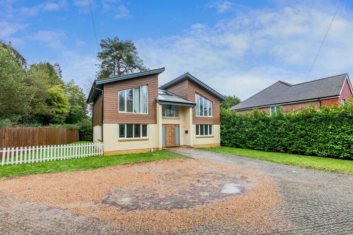 4 Bedroom Detached House To Rent In Lewes Road, East Grinstead, RH19