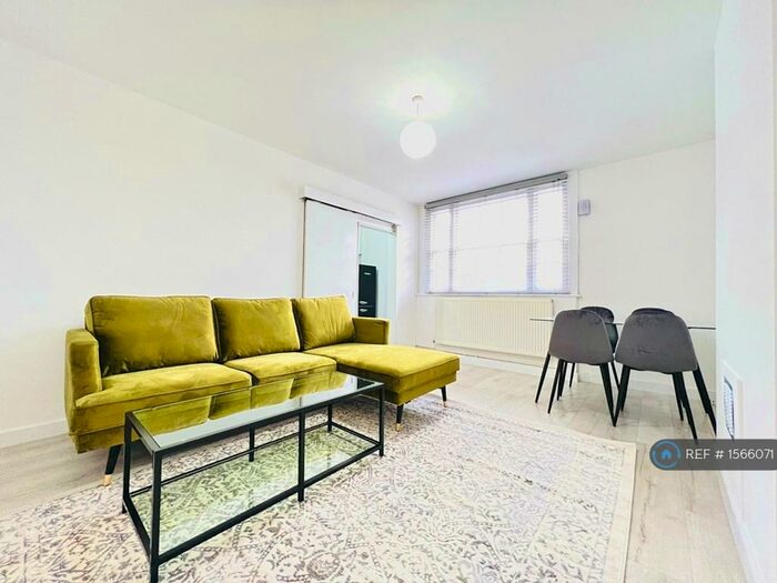 3 Bedroom Flat To Rent In Kennington Road, London, SE11