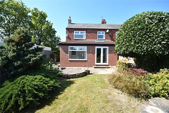 3 Bedroom Semi-Detached House For Sale In Jean Avenue, Leeds, West Yorkshire, LS15