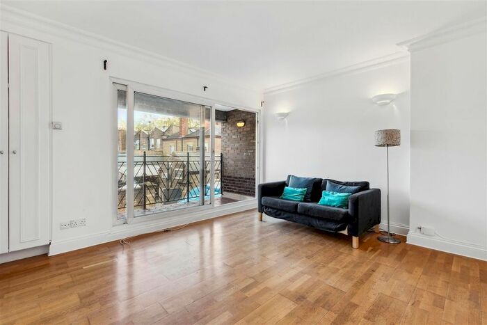 1 Bedroom Flat To Rent In The Windmill, Chiswick High Road, Chiswick, W4