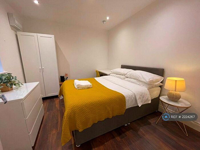 1 Bedroom Flat To Rent In Oxford Road, Reading, RG30