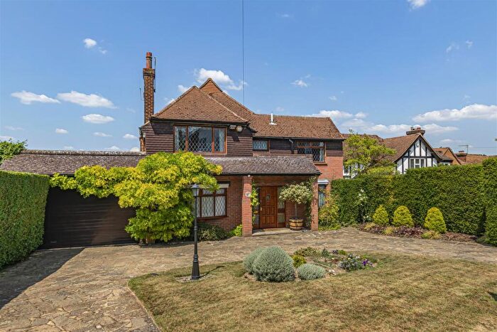 5 Bedroom House For Sale In St. Martins Drive, Eynsford, Dartford, DA4