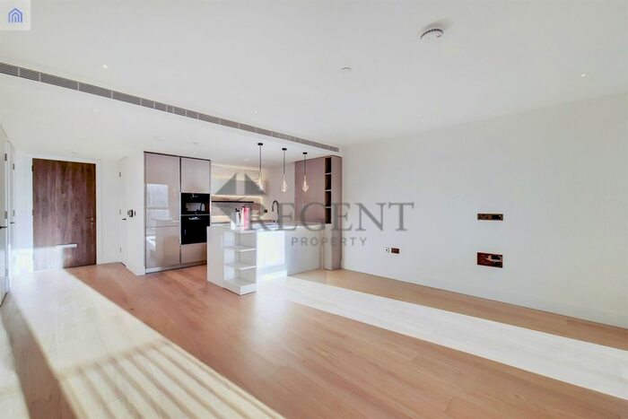 Studio To Rent In Parkside Apartments, Cascade Way, W12