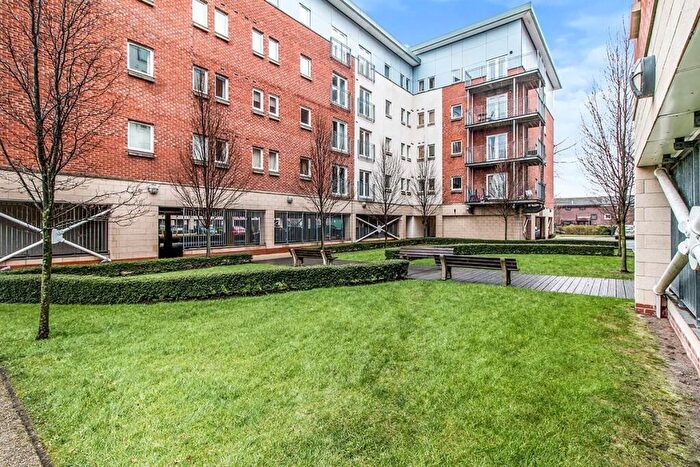 1 Bedroom Apartment For Sale In Elmira Way, Salford, M5