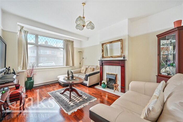 3 Bedroom Terraced House For Sale In Howard Road, South Norwood, SE25