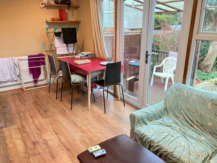 5 Bedroom Terraced House To Rent In Very Near Homefarm Road Area, Hanwell W7