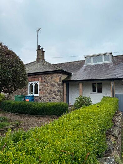 2 Bedroom Terraced House To Rent In Caer Llwyn, Llandwrog, Caernarfon, LL54