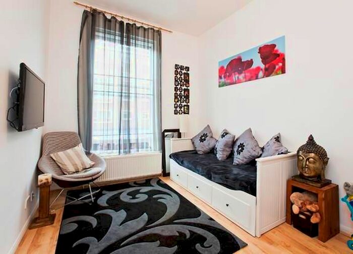 1 Bedroom Flat To Rent In Ladbroke Grove, North Kensington, W10