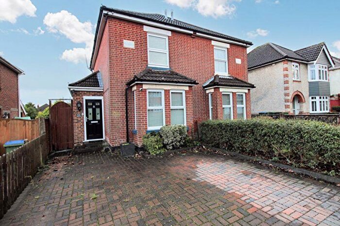 2 Bedroom Semi Detached House For Sale In Deacon Road, Bitterne, Southampton, SO19