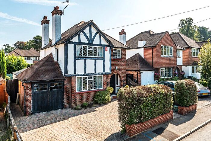 3 Bedroom Detached House For Sale In Homelands, Leatherhead, Surrey, KT22