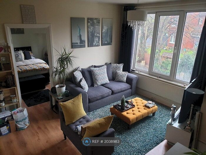1 Bedroom Flat To Rent In Burnt Ash Lane, Bromley, BR1