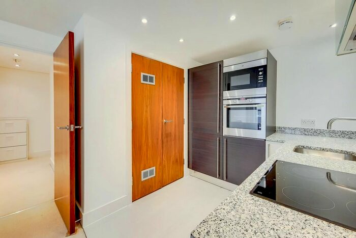 1 Bedroom Flat To Rent In Cadogan Road, Woolwich, London SE18